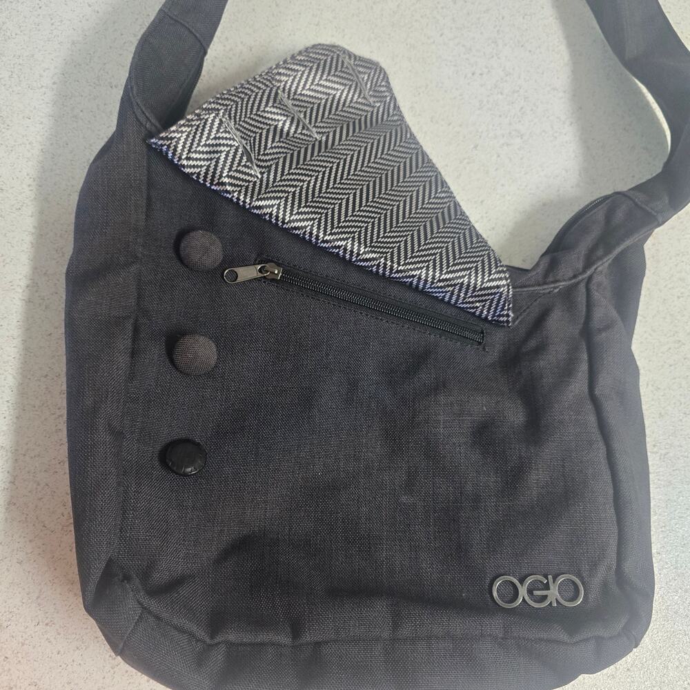 OGIO Canvas Messenger Bag Gray Crossbody Laptop Tablet Satchel Organizer